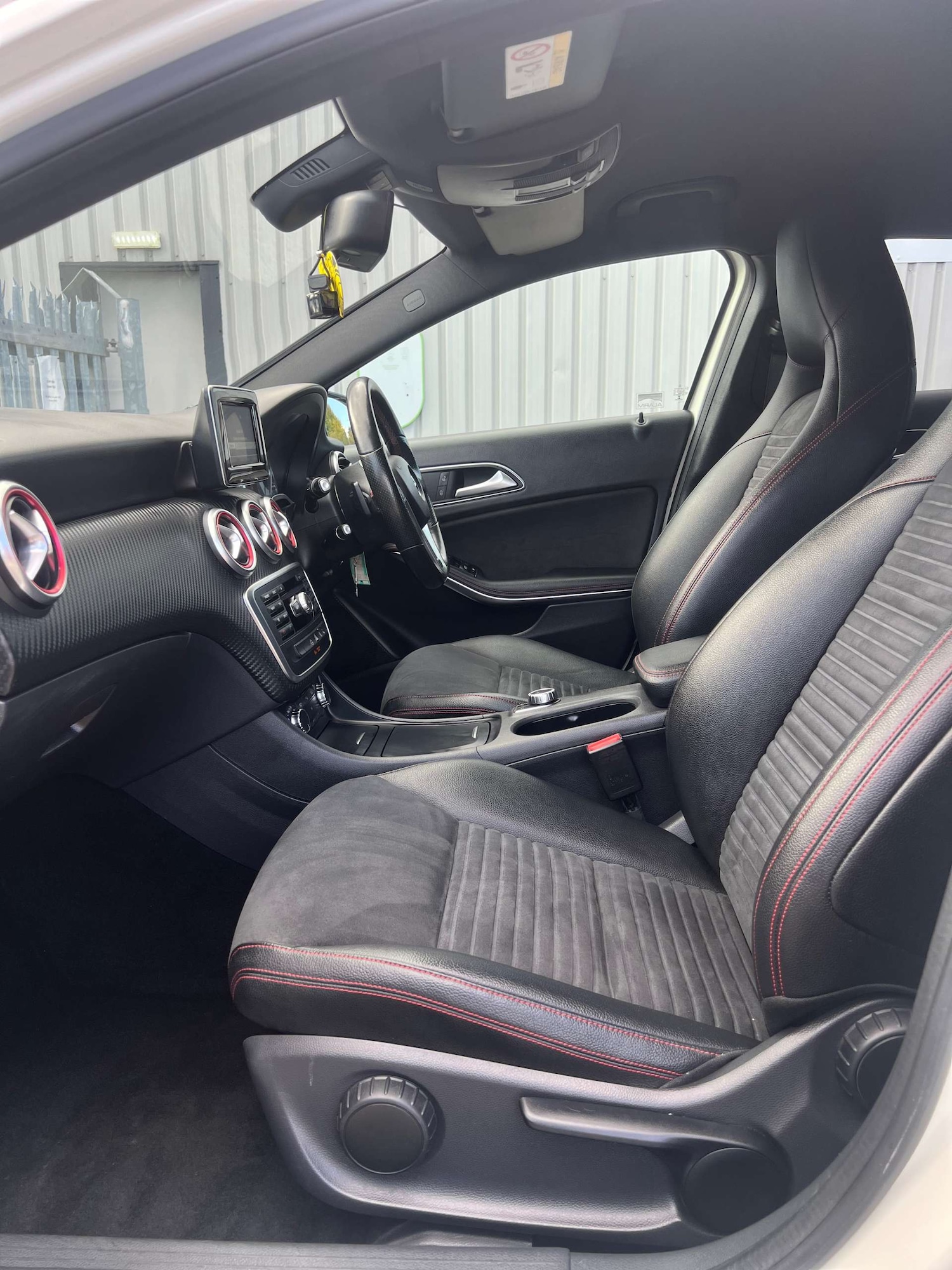 Used Mercedes-Benz A-Class 2015 for sale - 76591209: Photo 27