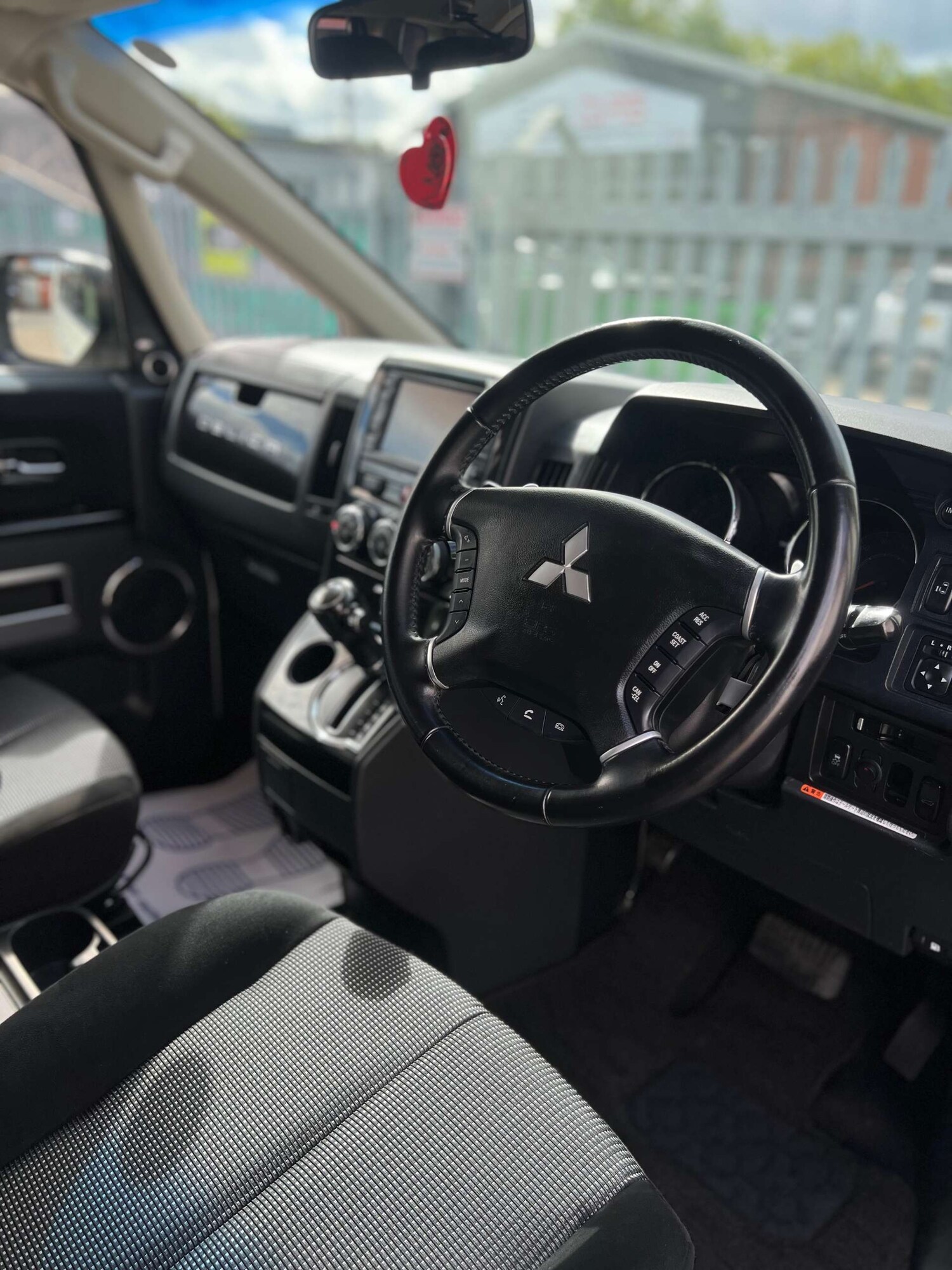 Used Mitsubishi Delica 2025 for sale - 77413334: Photo 6