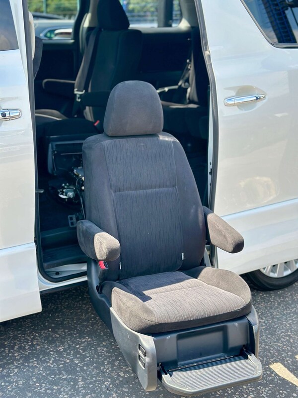 Used Toyota Vellfire 2012 for sale - 75035075: Photo 14