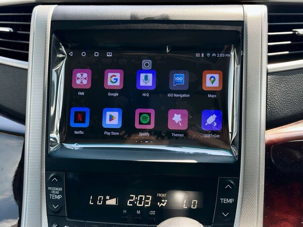 Used Toyota Vellfire 2012 for sale - 75035075: Photo 47