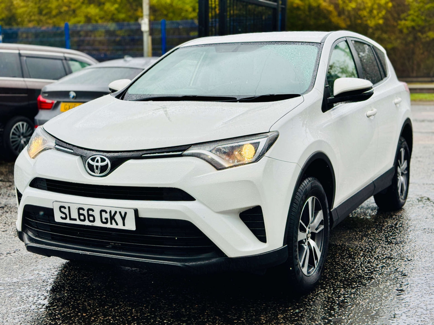 Used Toyota RAV4 2016 for sale - 76311235: Photo 28