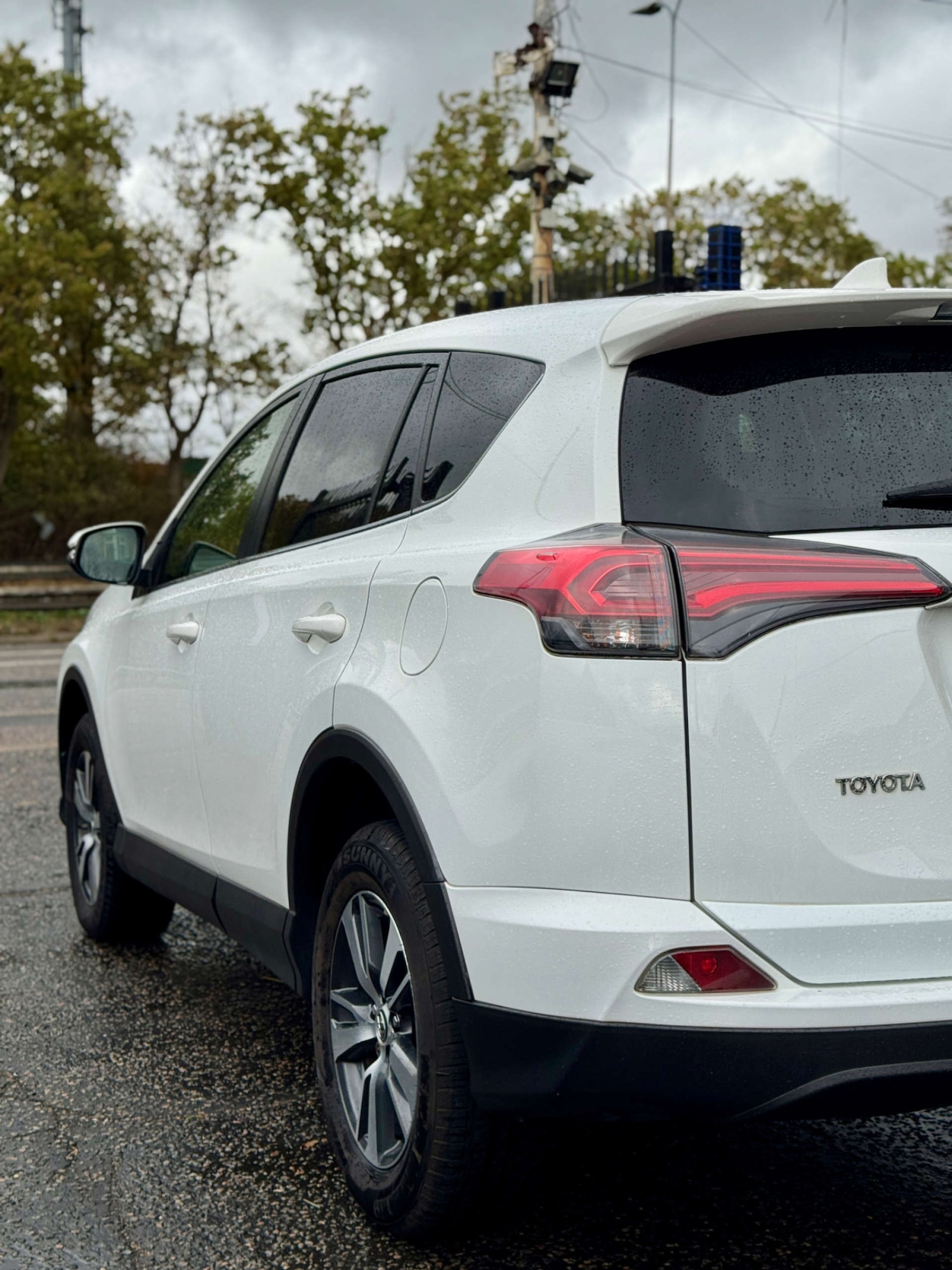 Used Toyota RAV4 2016 for sale - 76311235: Photo 41