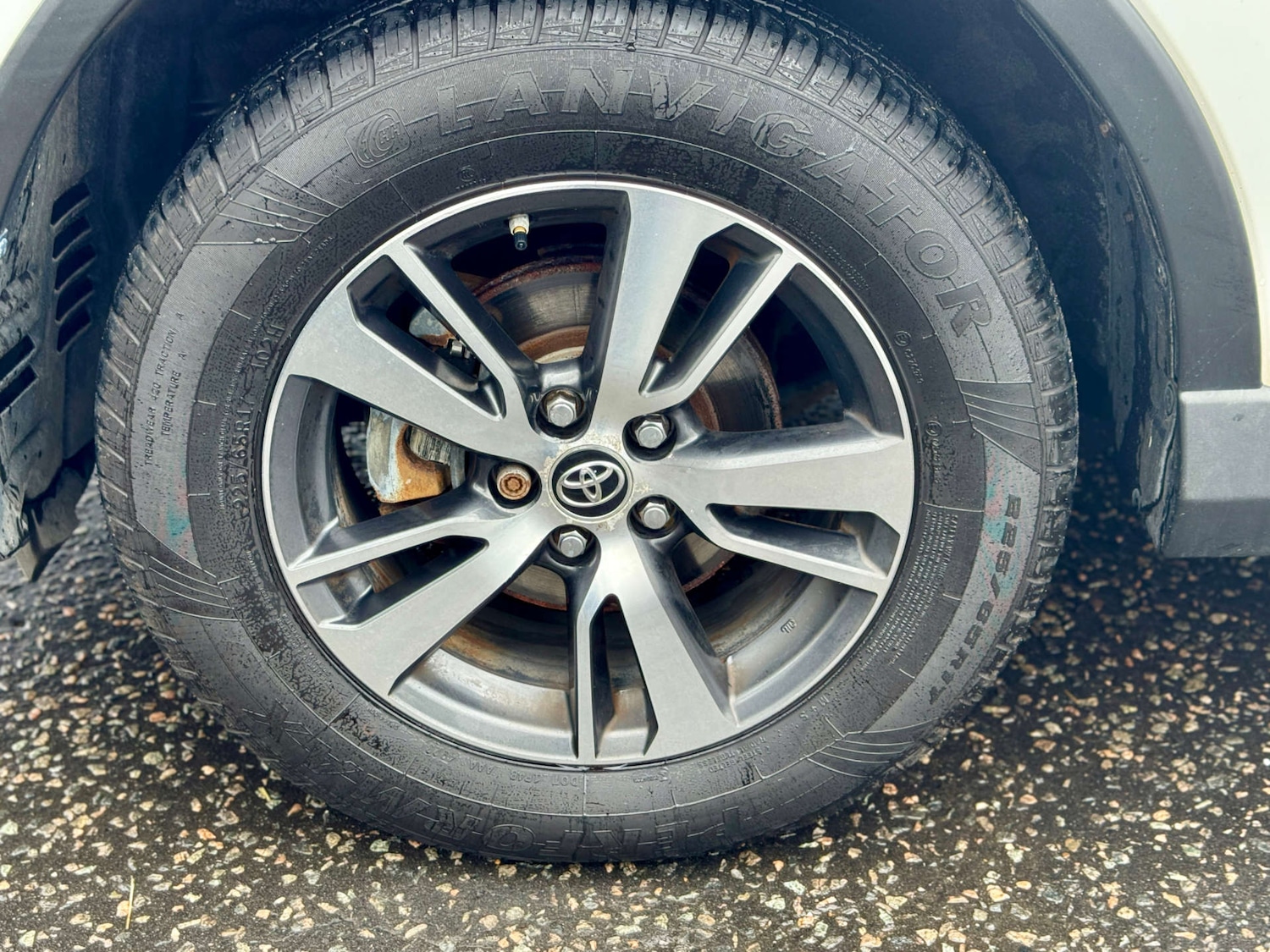 Used Toyota RAV4 2016 for sale - 76311235: Photo 77