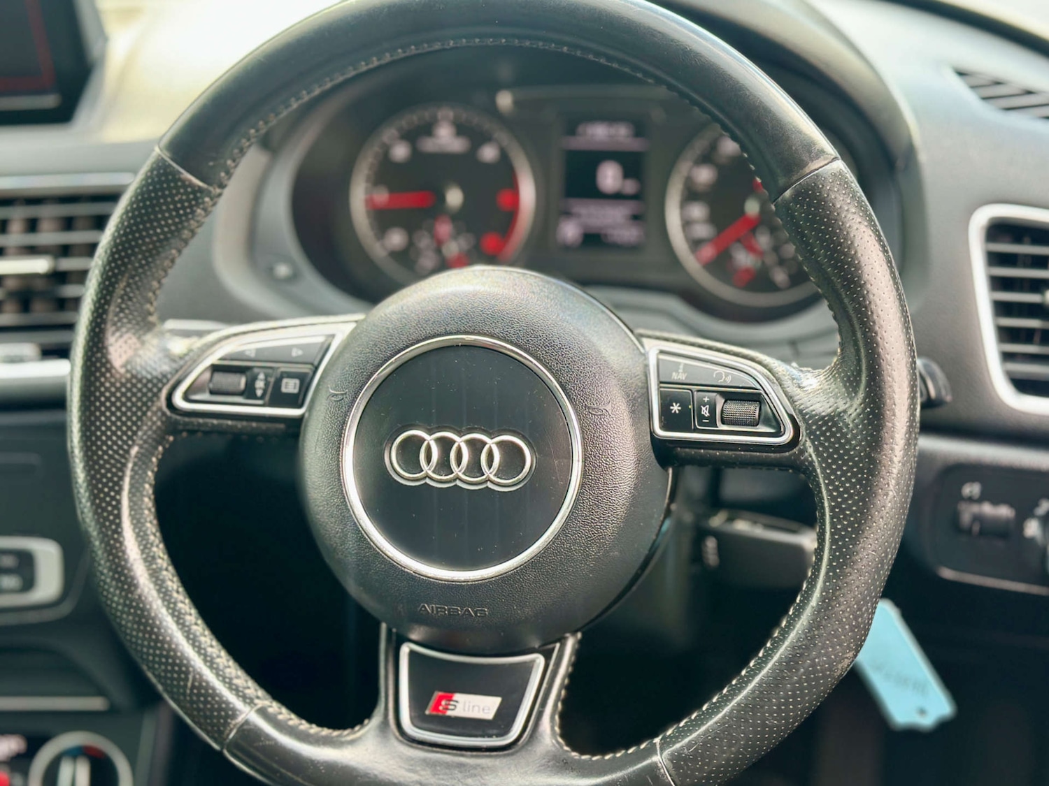 Used Audi Q3 2015 for sale - 77003478: Photo 12