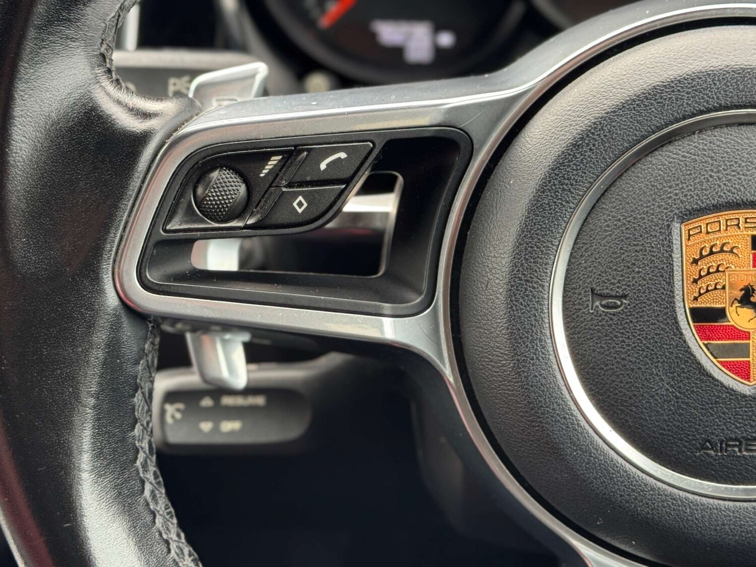 Used Porsche Macan 2024 for sale - 78117657: Photo 64