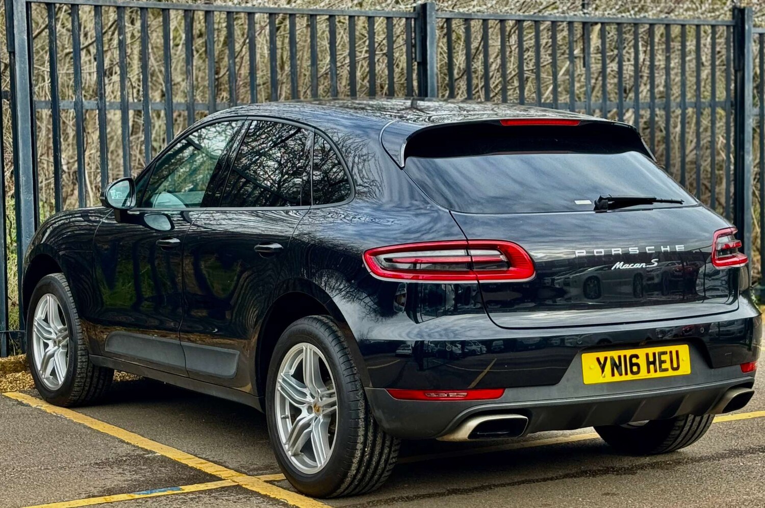 Used Porsche Macan 2024 for sale - 78117657: Photo 7