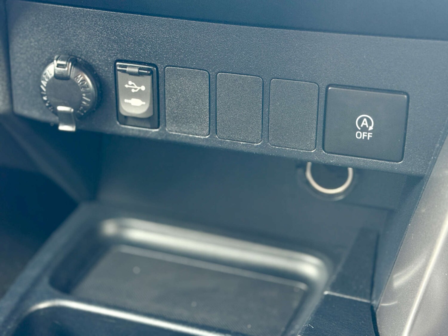 Used Toyota RAV4 2016 for sale - 77562433: Photo 22