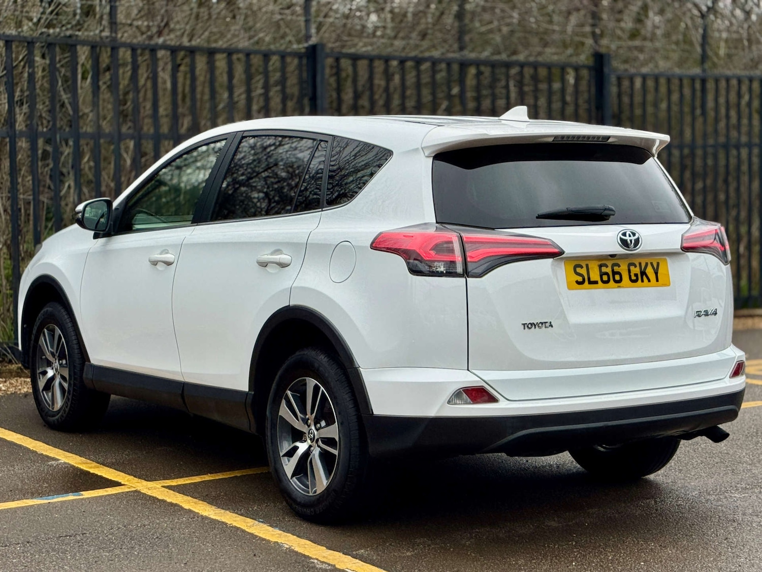 Used Toyota RAV4 2016 for sale - 77562433: Photo 37