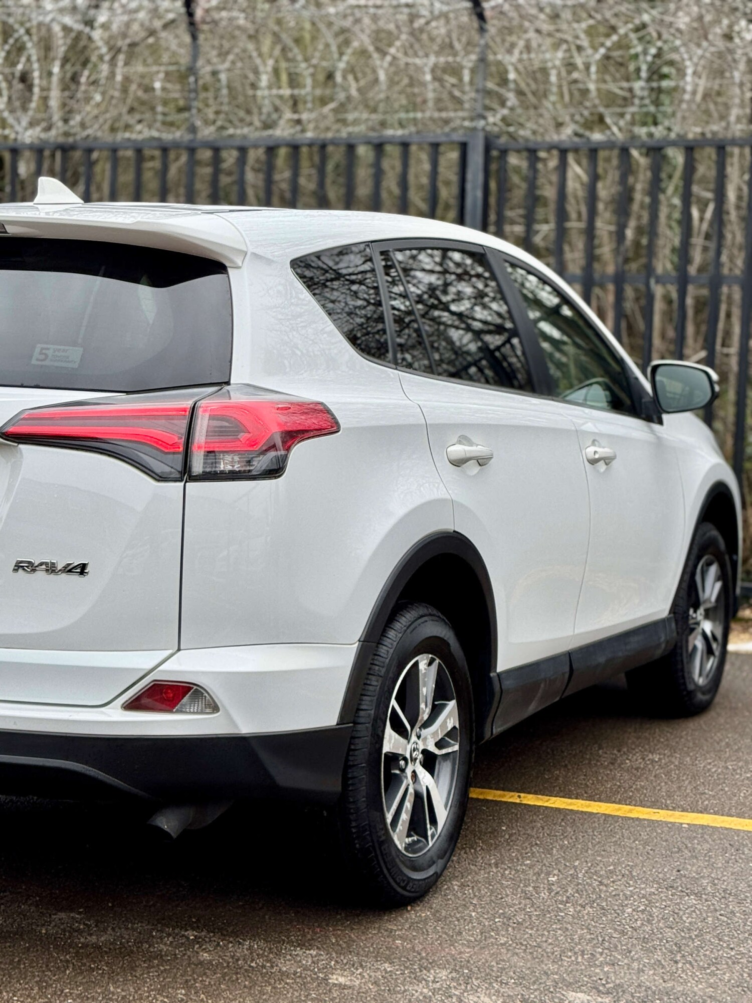 Used Toyota RAV4 2016 for sale - 77562433: Photo 44