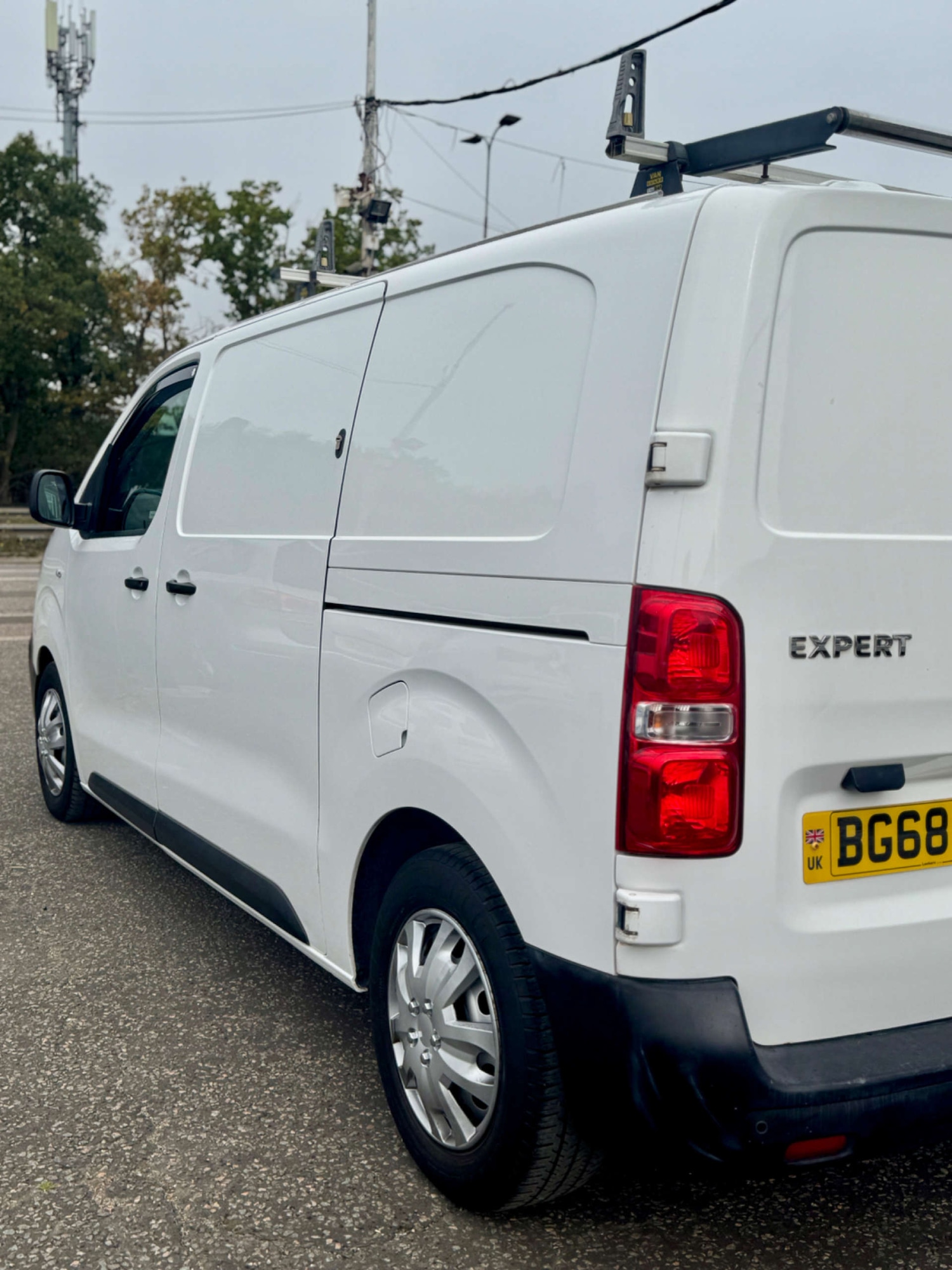 Used Peugeot Expert 2018 for sale - 76070577: Photo 34