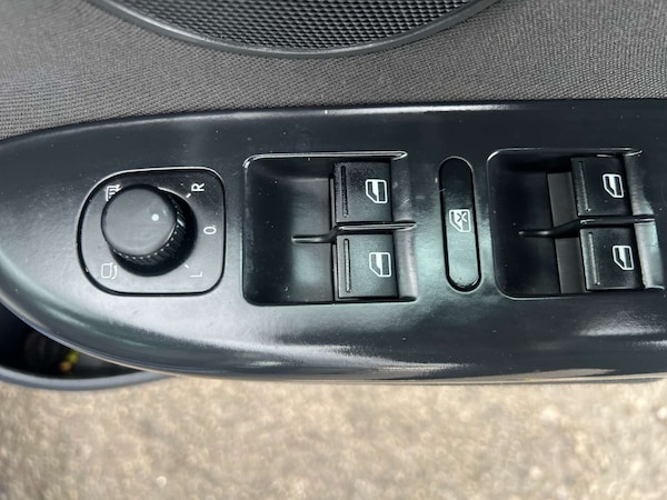 Used Volkswagen Golf Plus 2013 for sale - 76331511: Photo 21
