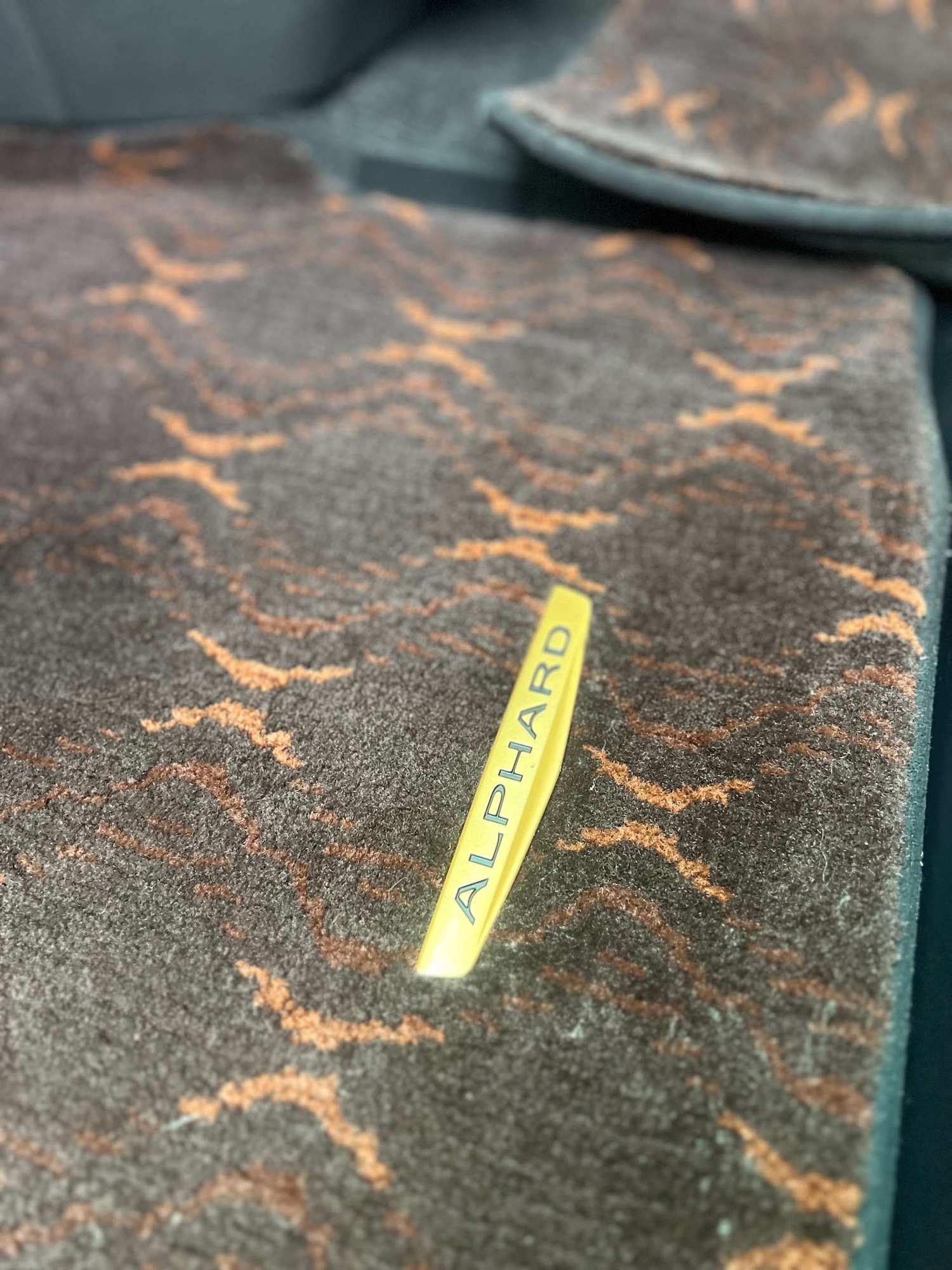 Used Toyota Alphard 2025 for sale - 77022598: Photo 34