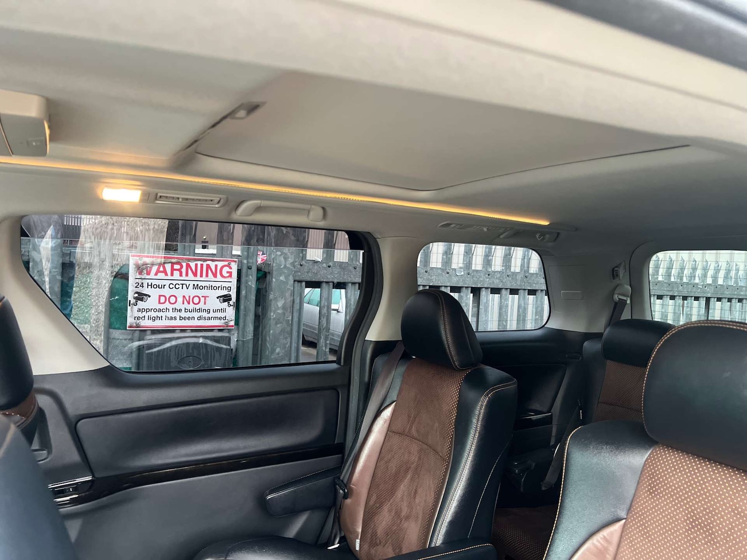 Used Toyota Alphard 2025 for sale - 77022598: Photo 35