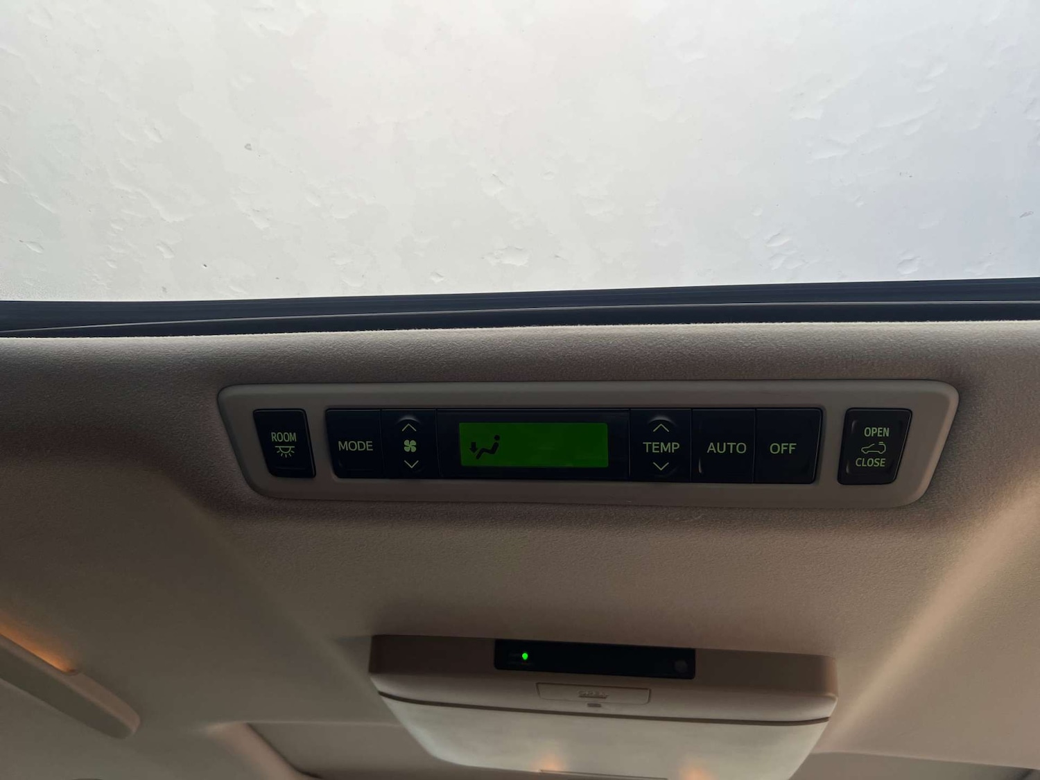 Used Toyota Alphard 2025 for sale - 77022598: Photo 37