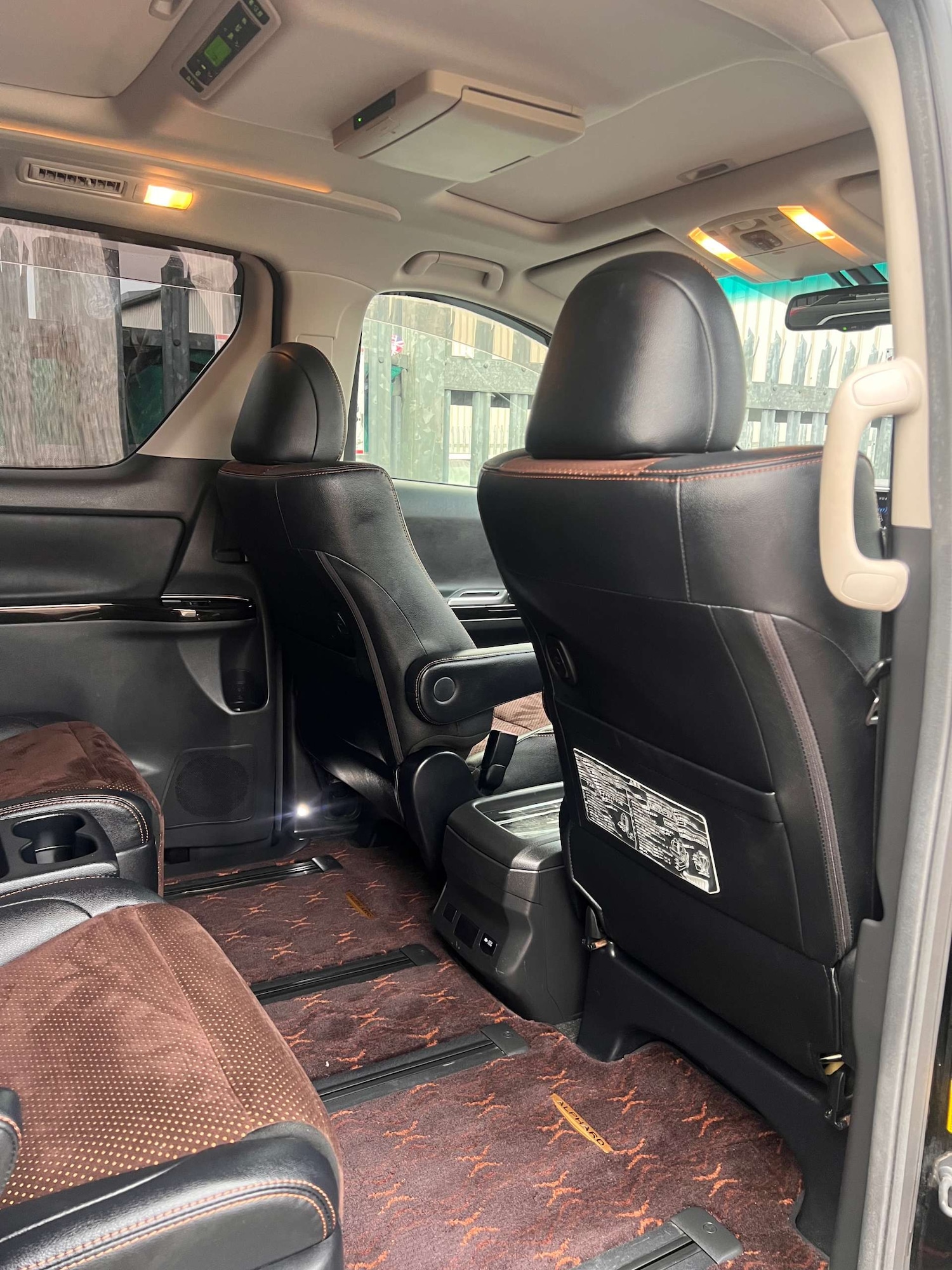 Used Toyota Alphard 2025 for sale - 77022598: Photo 64