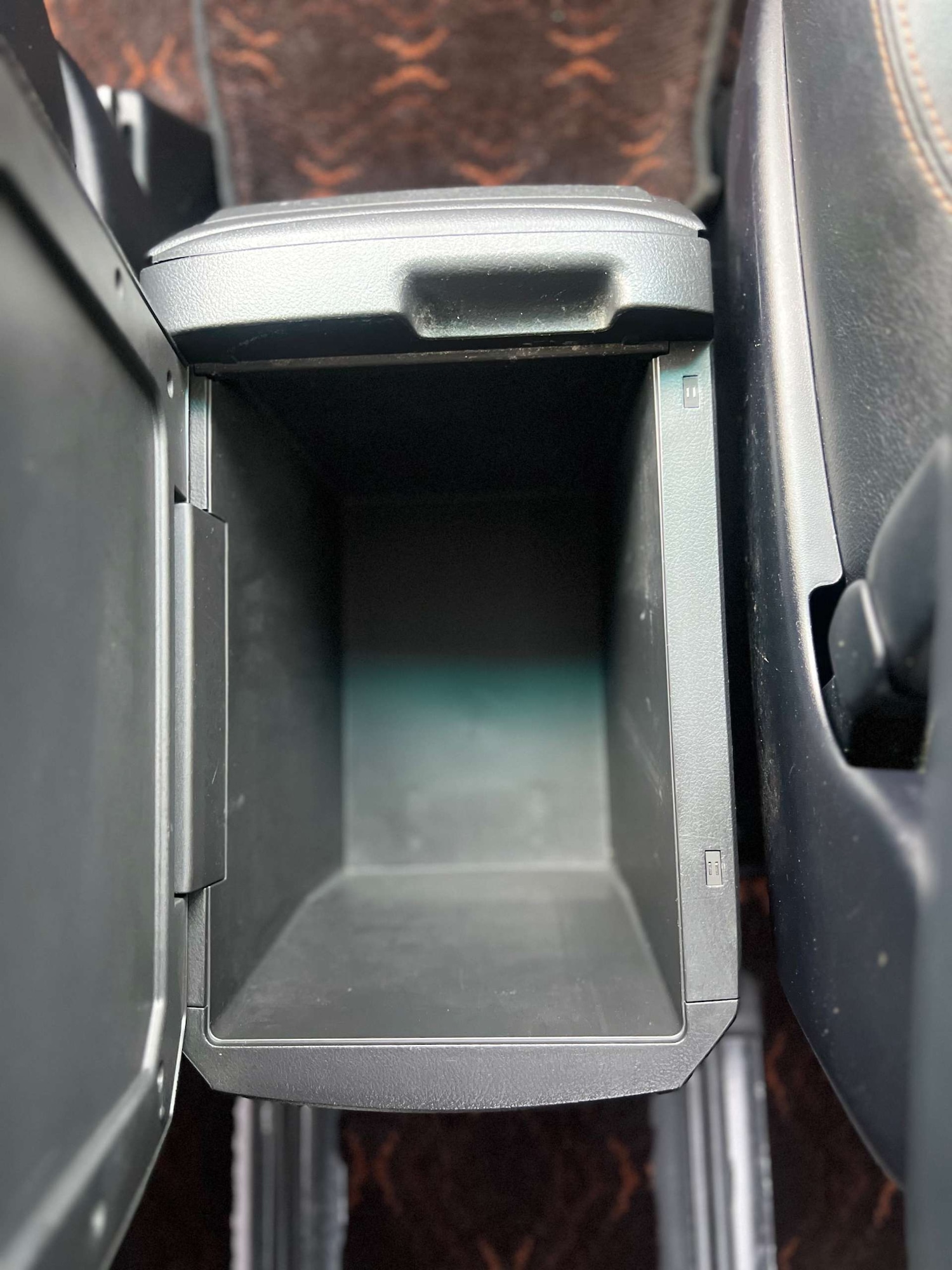 Used Toyota Alphard 2025 for sale - 77022598: Photo 79