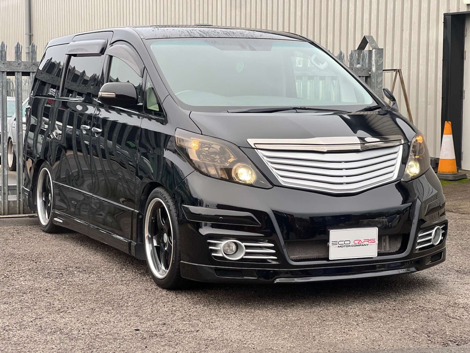 Used Toyota Alphard 2025 for sale - 77022598: Photo 9