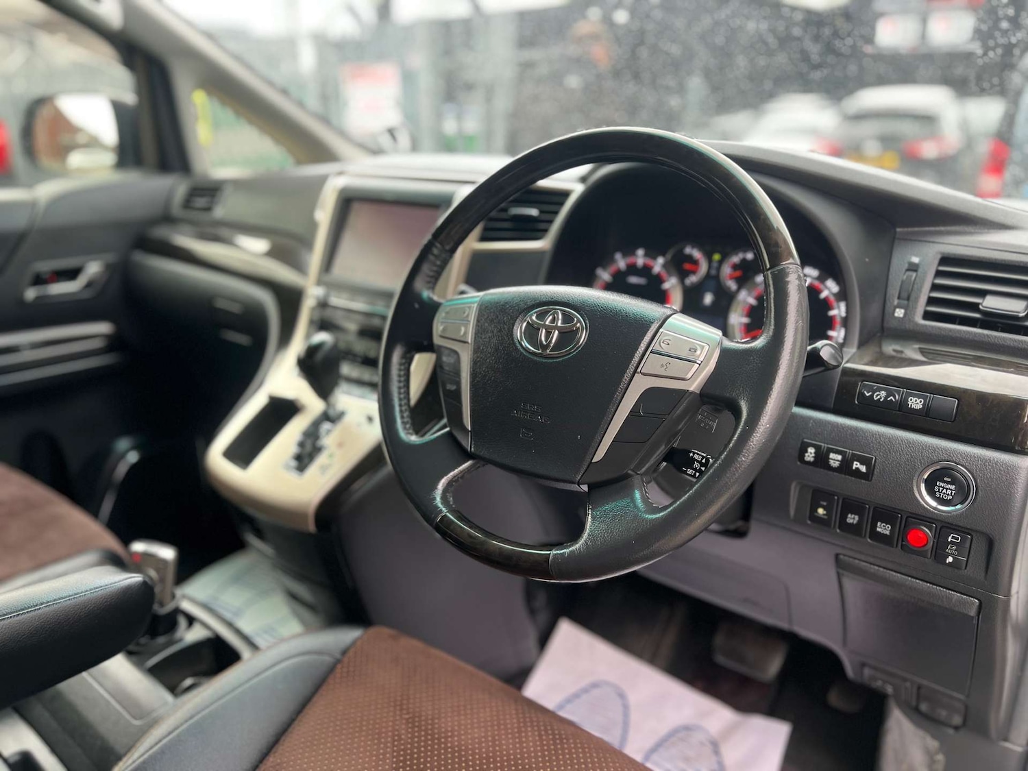 Used Toyota Alphard 2014 for sale - 77888827: Photo 24