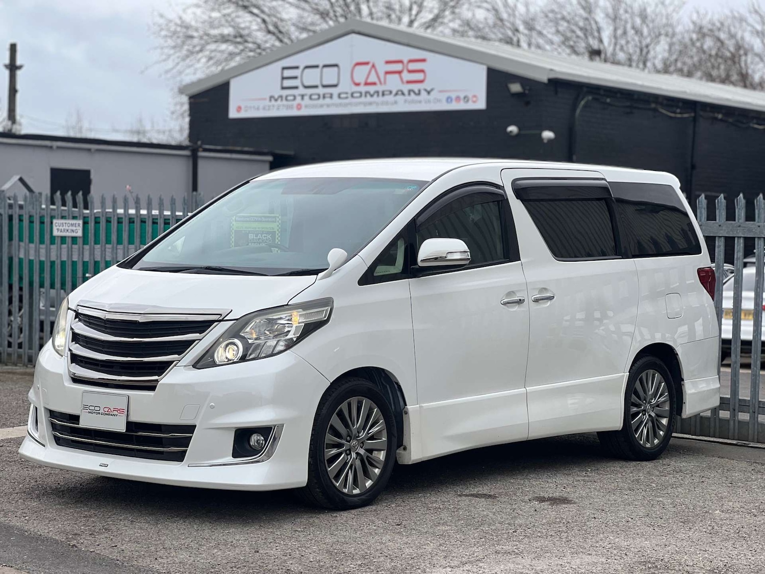 Used Toyota Alphard 2014 for sale - 77888827: Photo 3