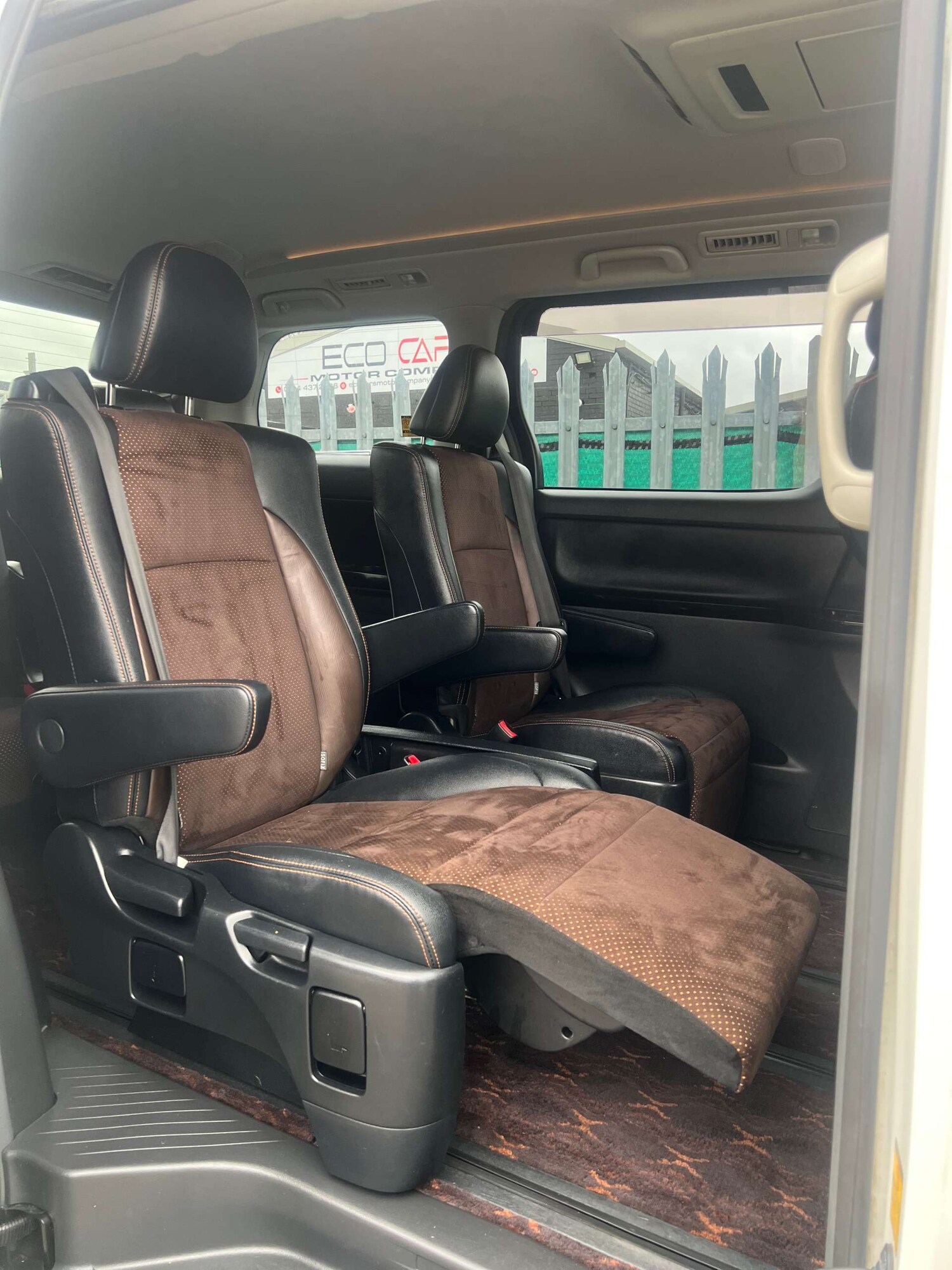 Used Toyota Alphard 2014 for sale - 77888827: Photo 32