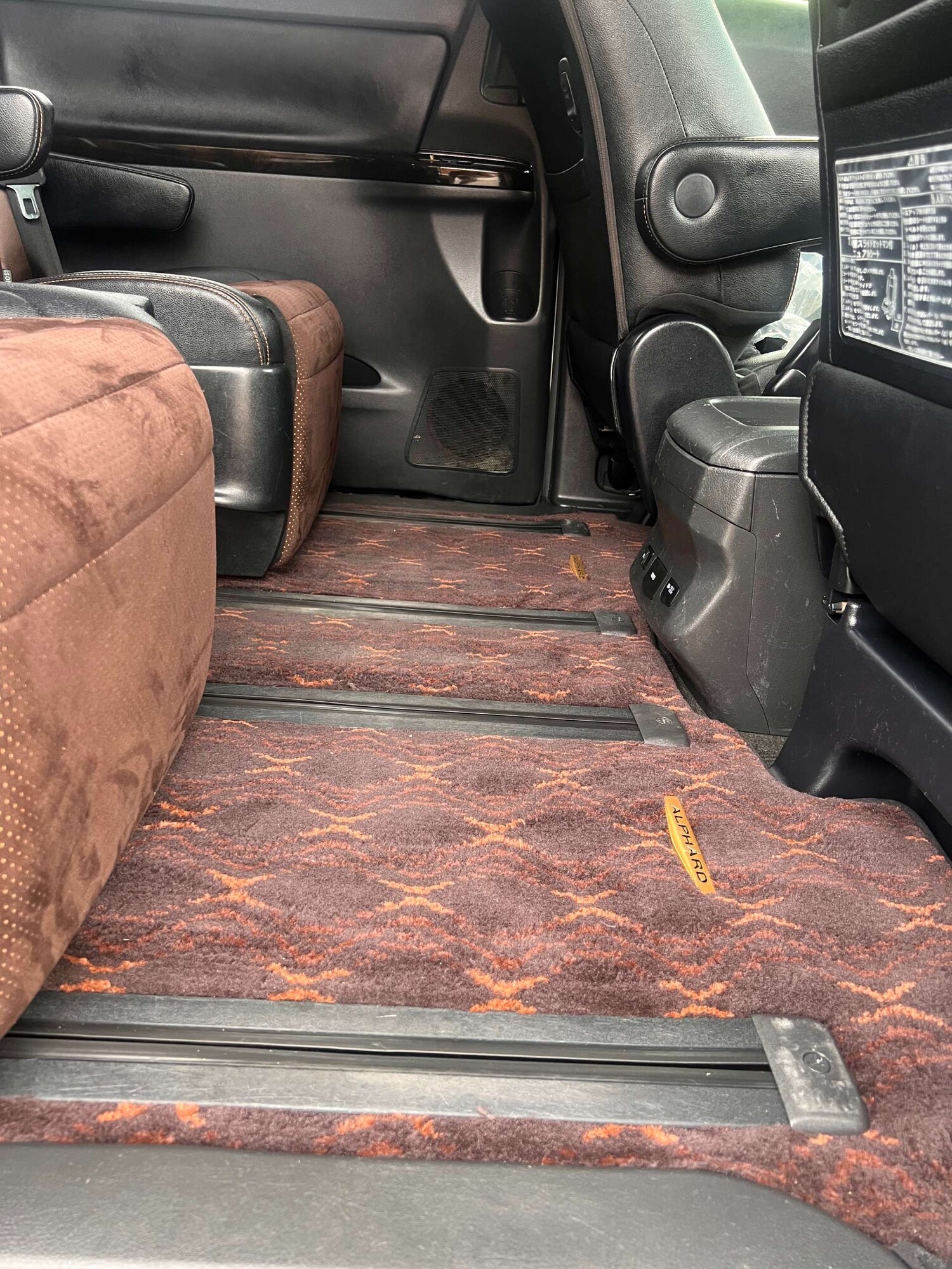 Used Toyota Alphard 2014 for sale - 77888827: Photo 40