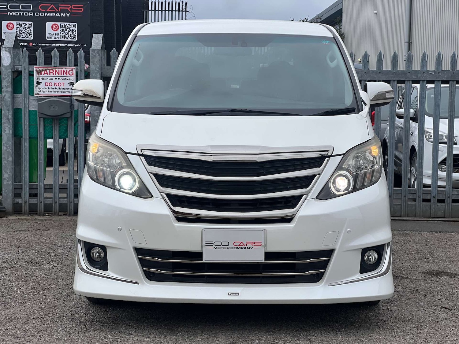 Used Toyota Alphard 2014 for sale - 77888827: Photo 8