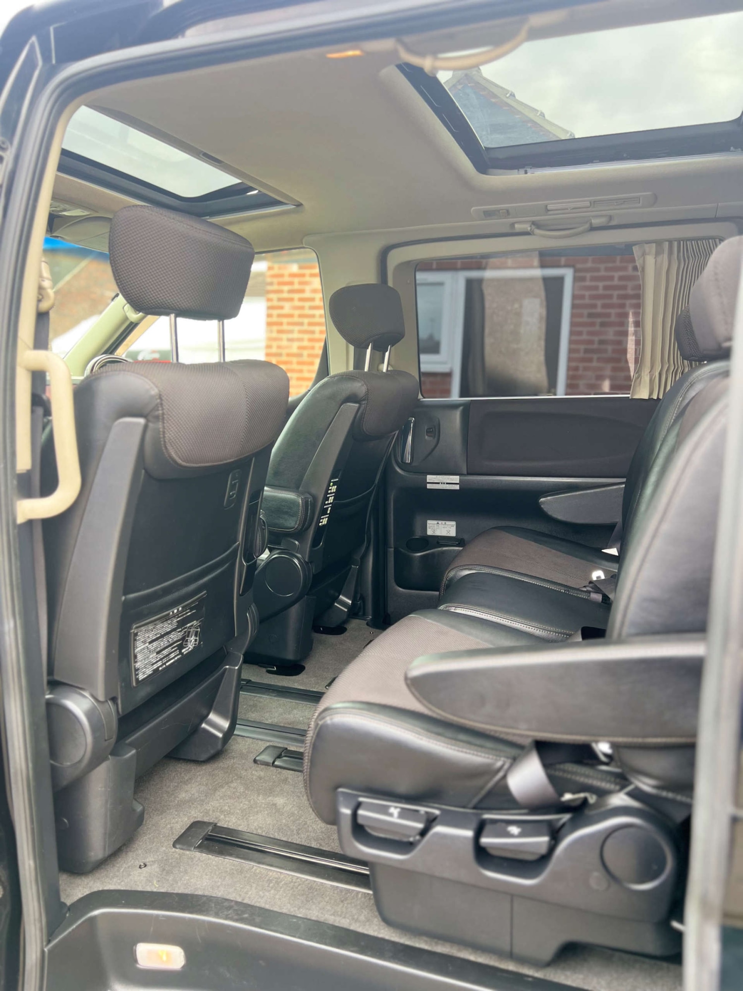 Used Nissan Elgrand 2008 for sale - 77118047: Photo 21