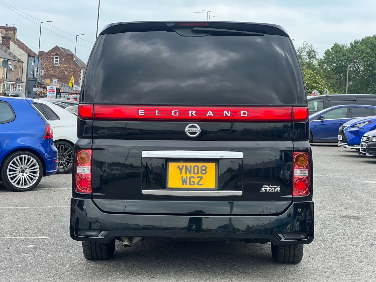 Used Nissan Elgrand 2008 for sale - 77118047: Photo 5