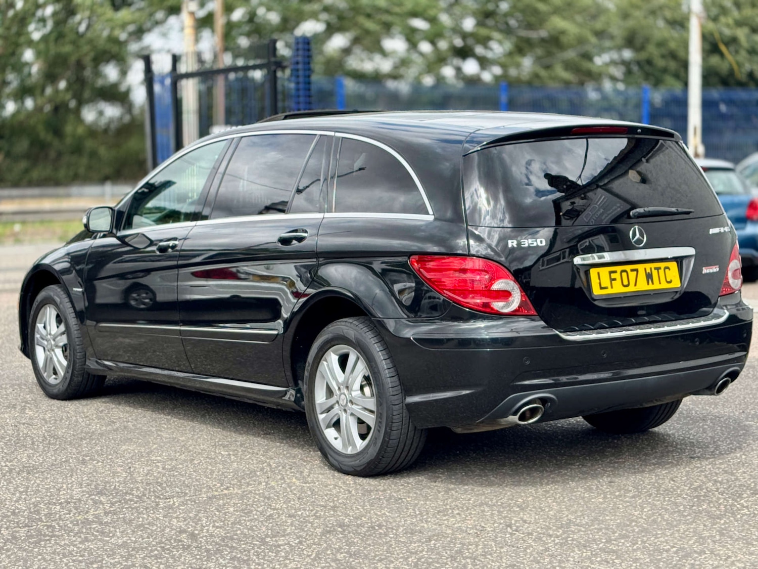 Used Mercedes-Benz R Class 2017 for sale - 77003476: Photo 5