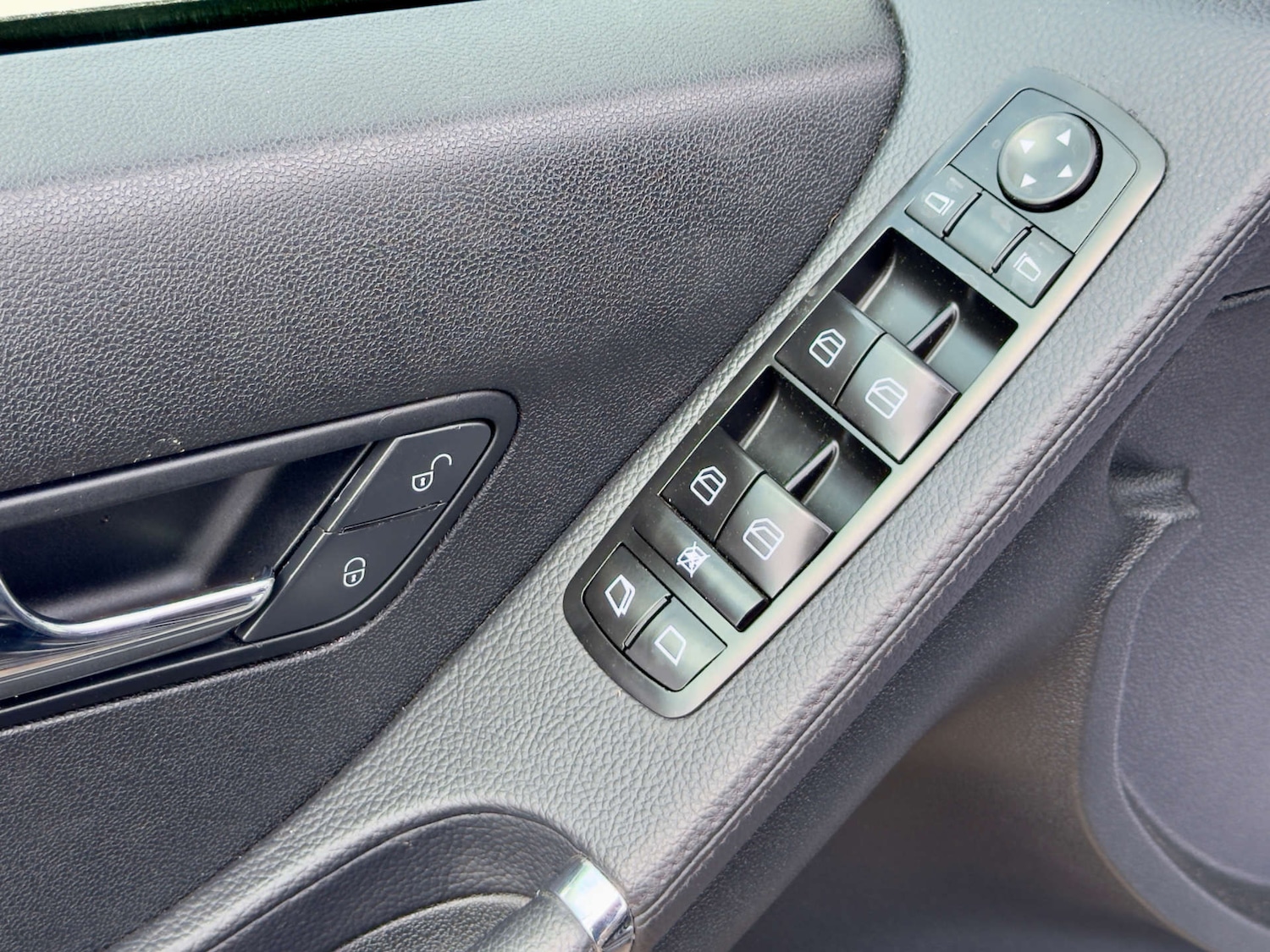 Used Mercedes-Benz R Class 2017 for sale - 77003476: Photo 53