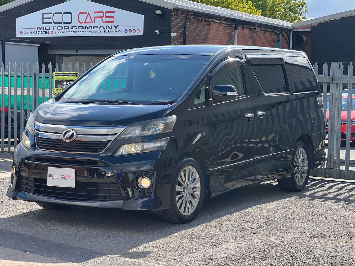 Used Toyota Vellfire 2014 for sale - 76313303: Photo 16
