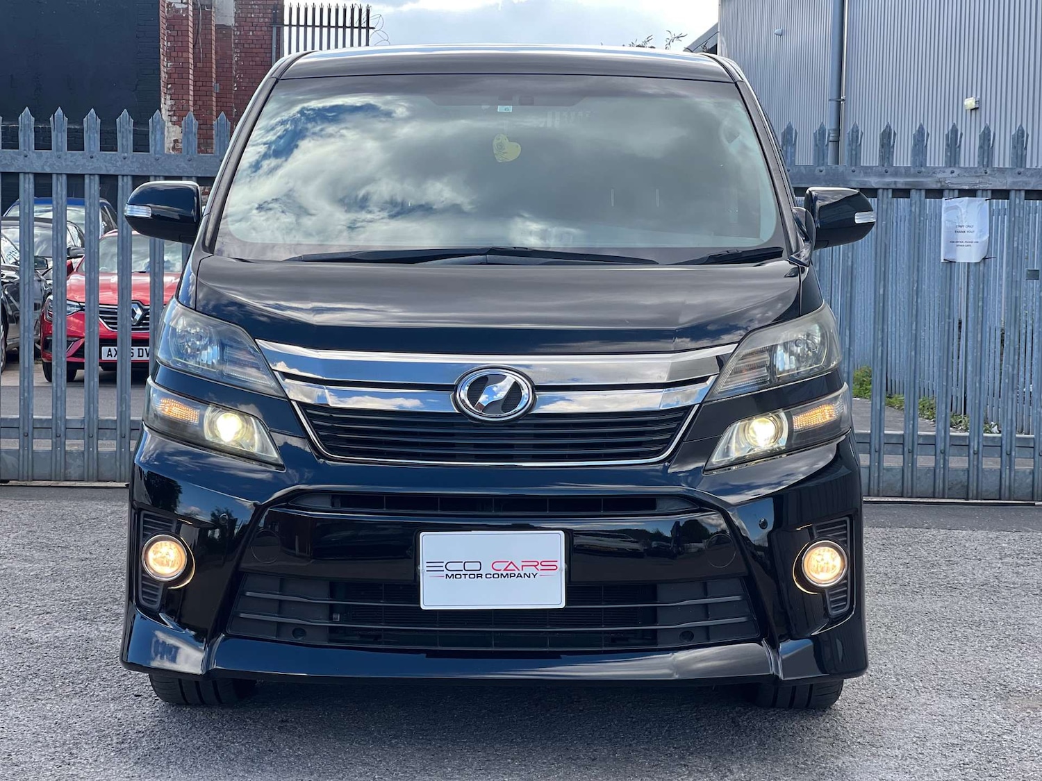 Used Toyota Vellfire 2014 for sale - 76313303: Photo 18