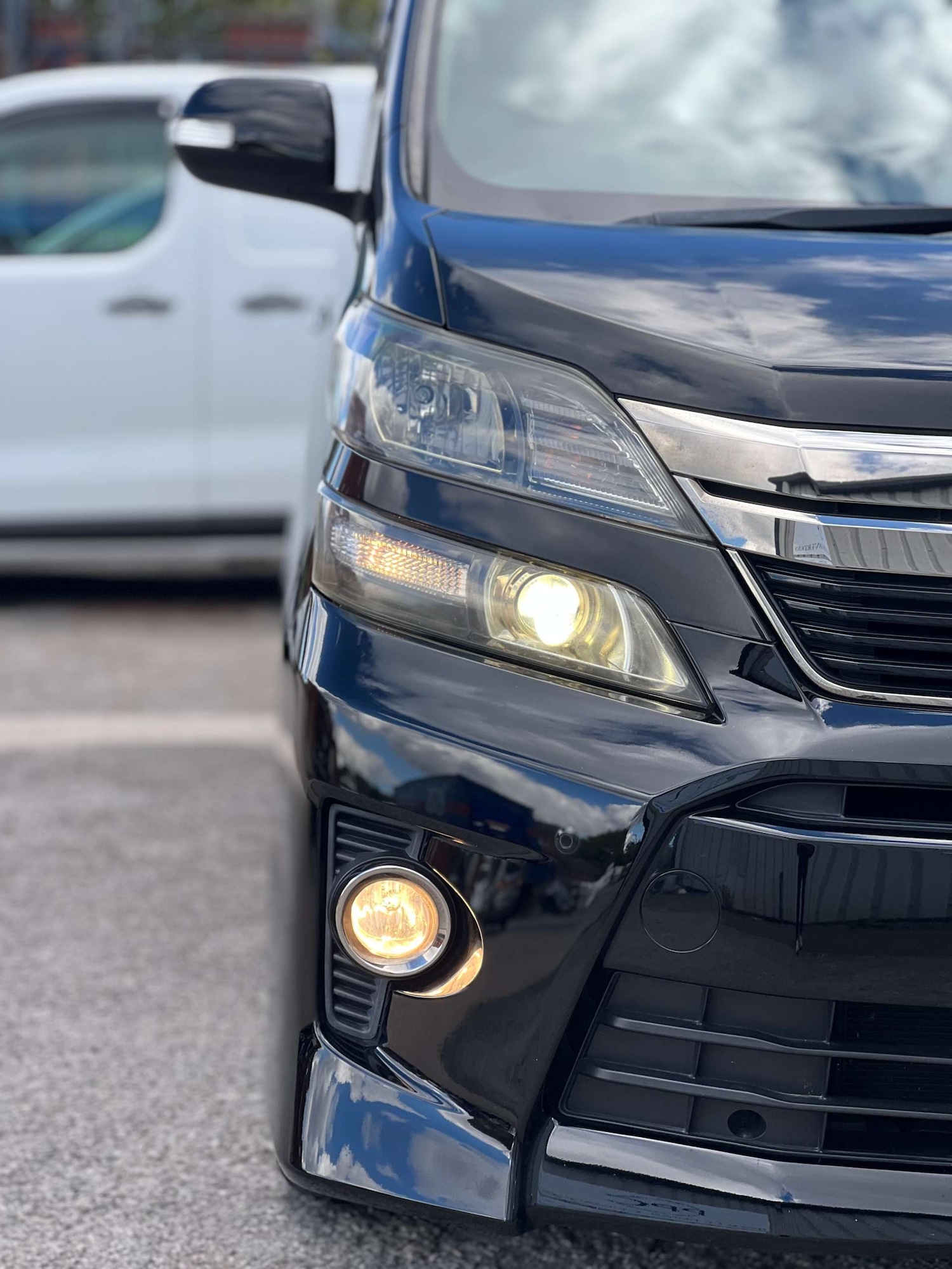 Used Toyota Vellfire 2014 for sale - 76313303: Photo 31