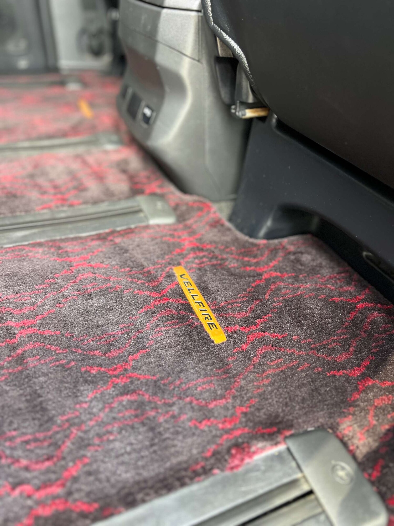 Used Toyota Vellfire 2014 for sale - 76313303: Photo 57