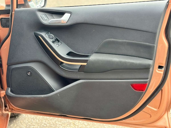 Used Ford Fiesta 2018 for sale - 76093849: Photo 54
