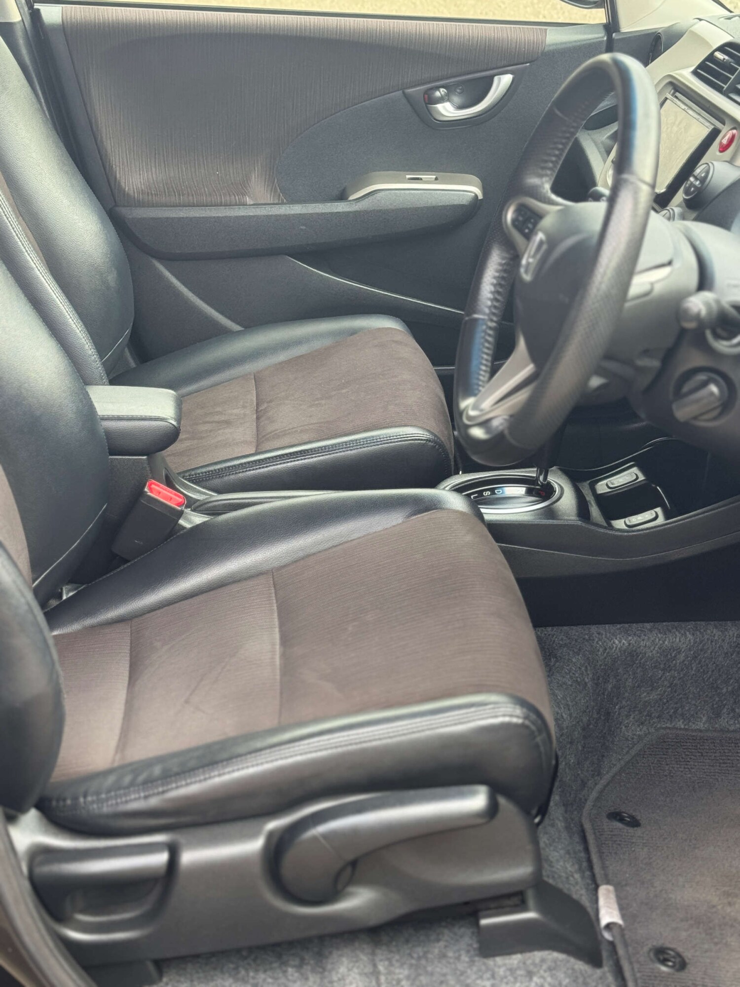 Used Honda Jazz 2013 for sale - 77712943: Photo 49