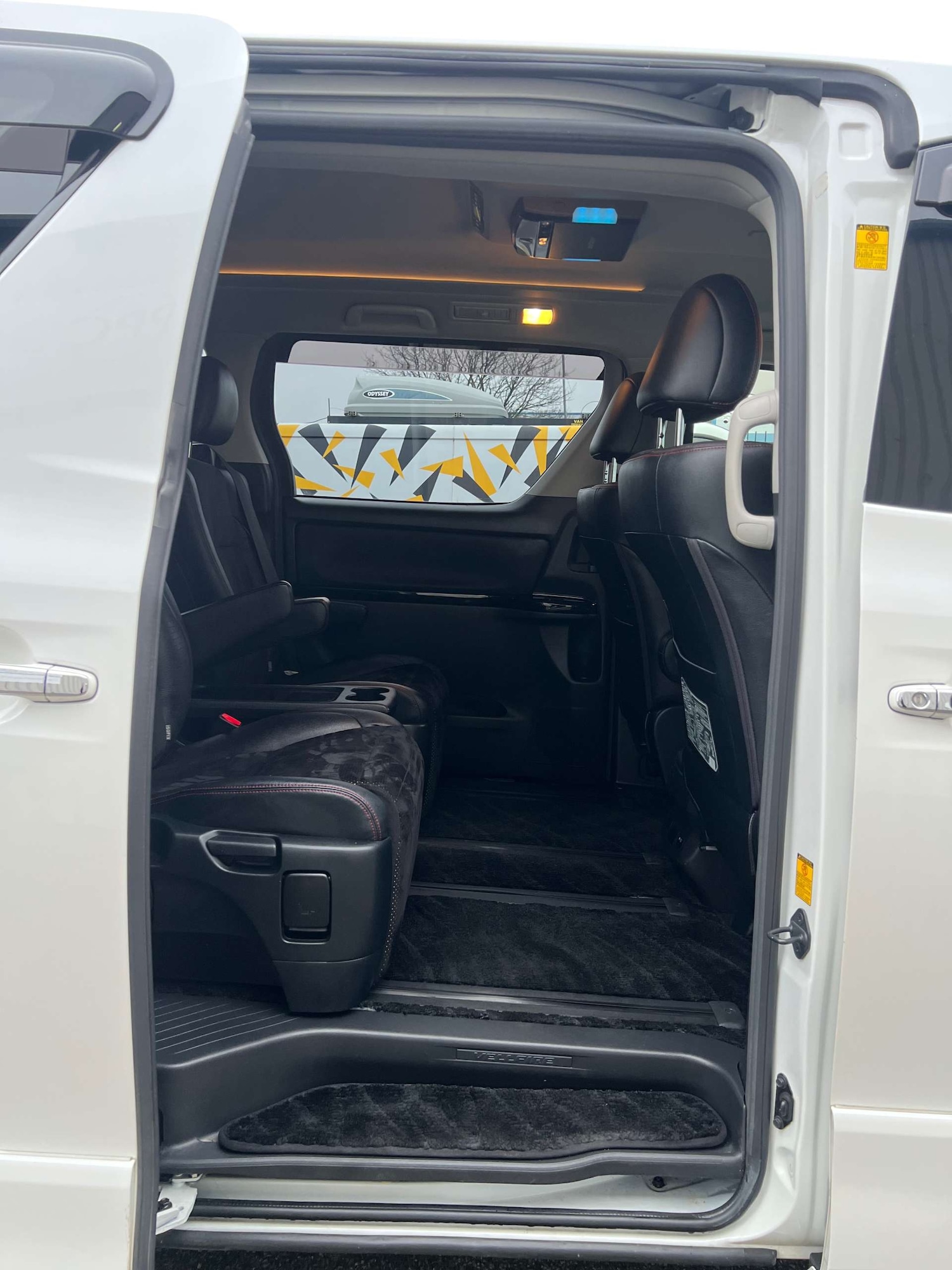 Used Toyota Vellfire 2014 for sale - 77437691: Photo 22