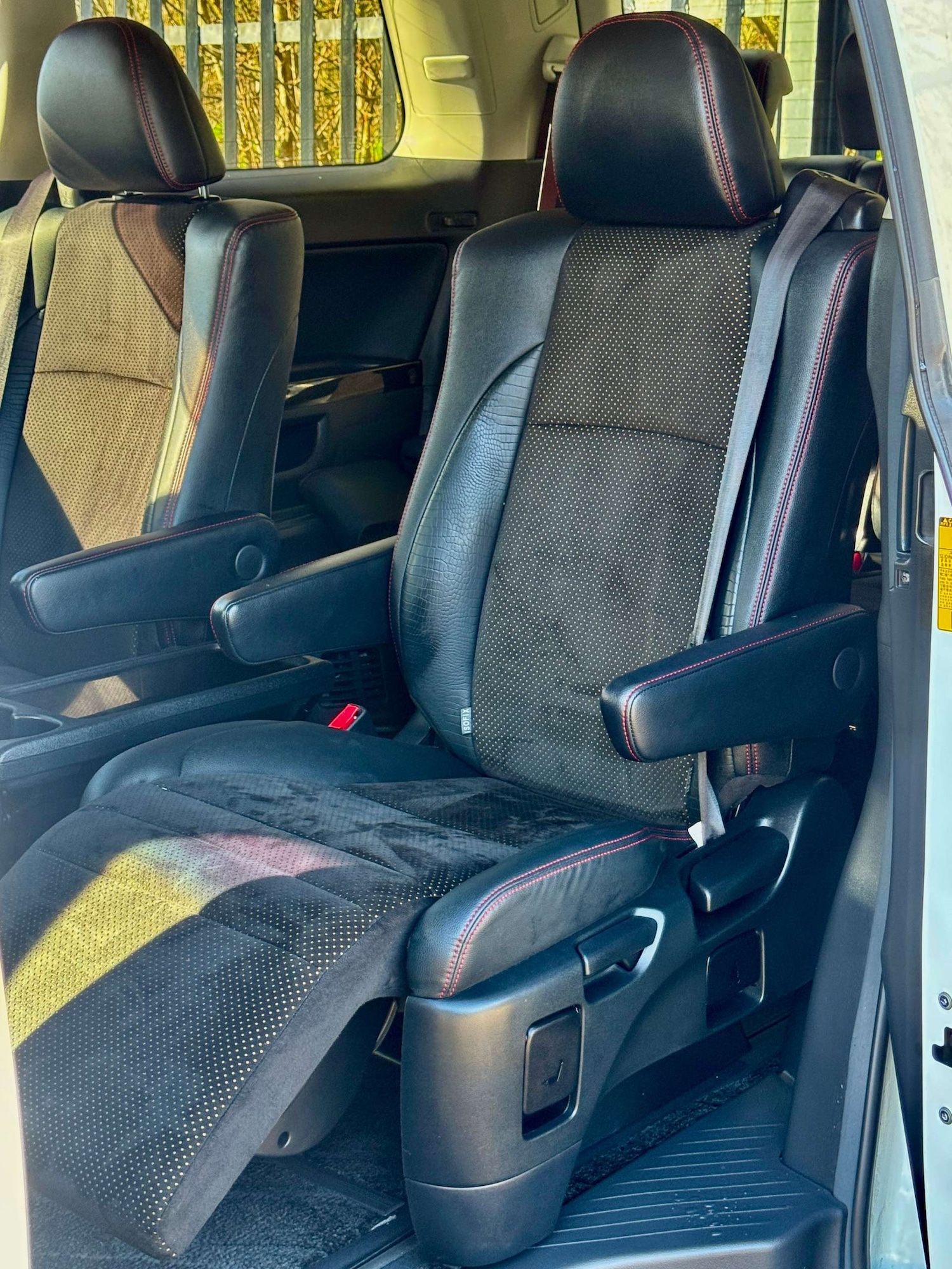 Used Toyota Vellfire 2014 for sale - 77437691: Photo 67