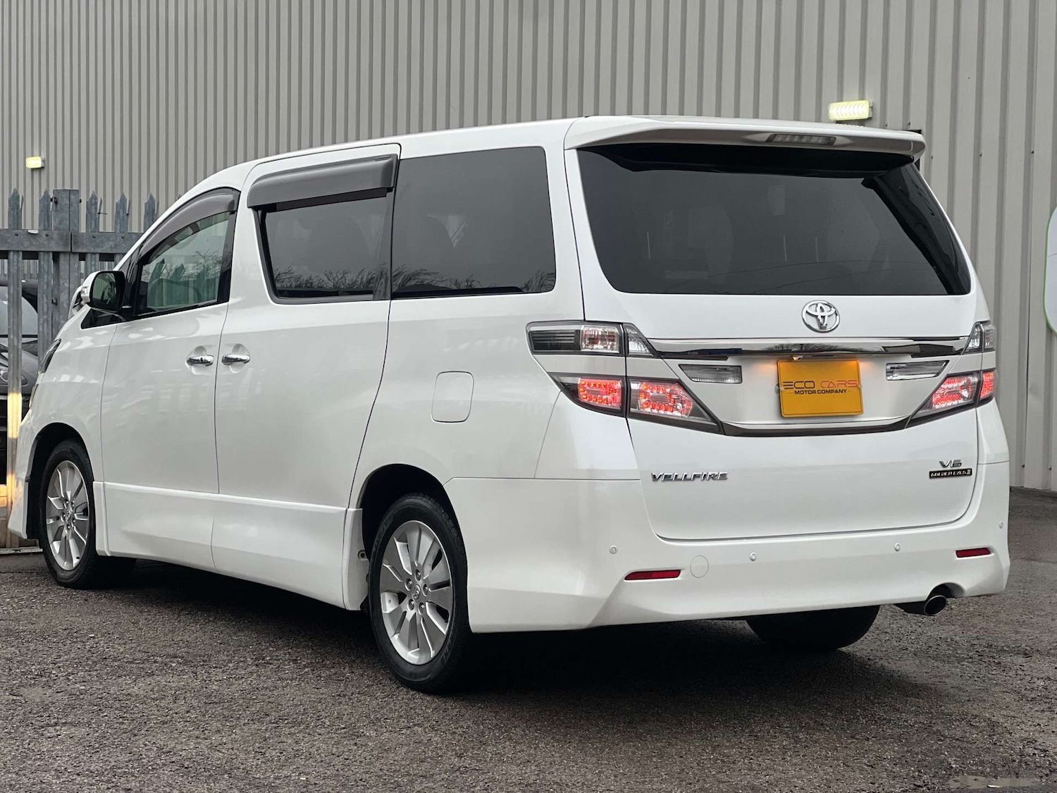 Used Toyota Vellfire 2014 for sale - 77437691: Photo 8