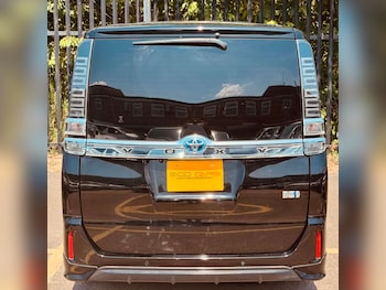 Used Toyota Voxy 2019 for sale - 79058512: Photo