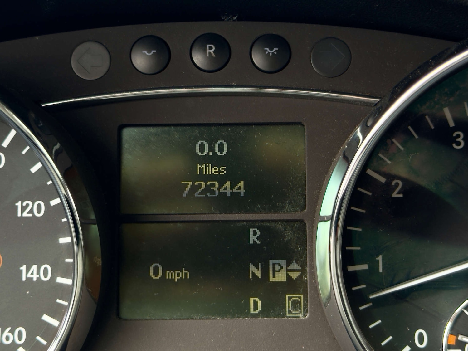 Used Mercedes-Benz R Class 2017 for sale - 76602180: Photo 13