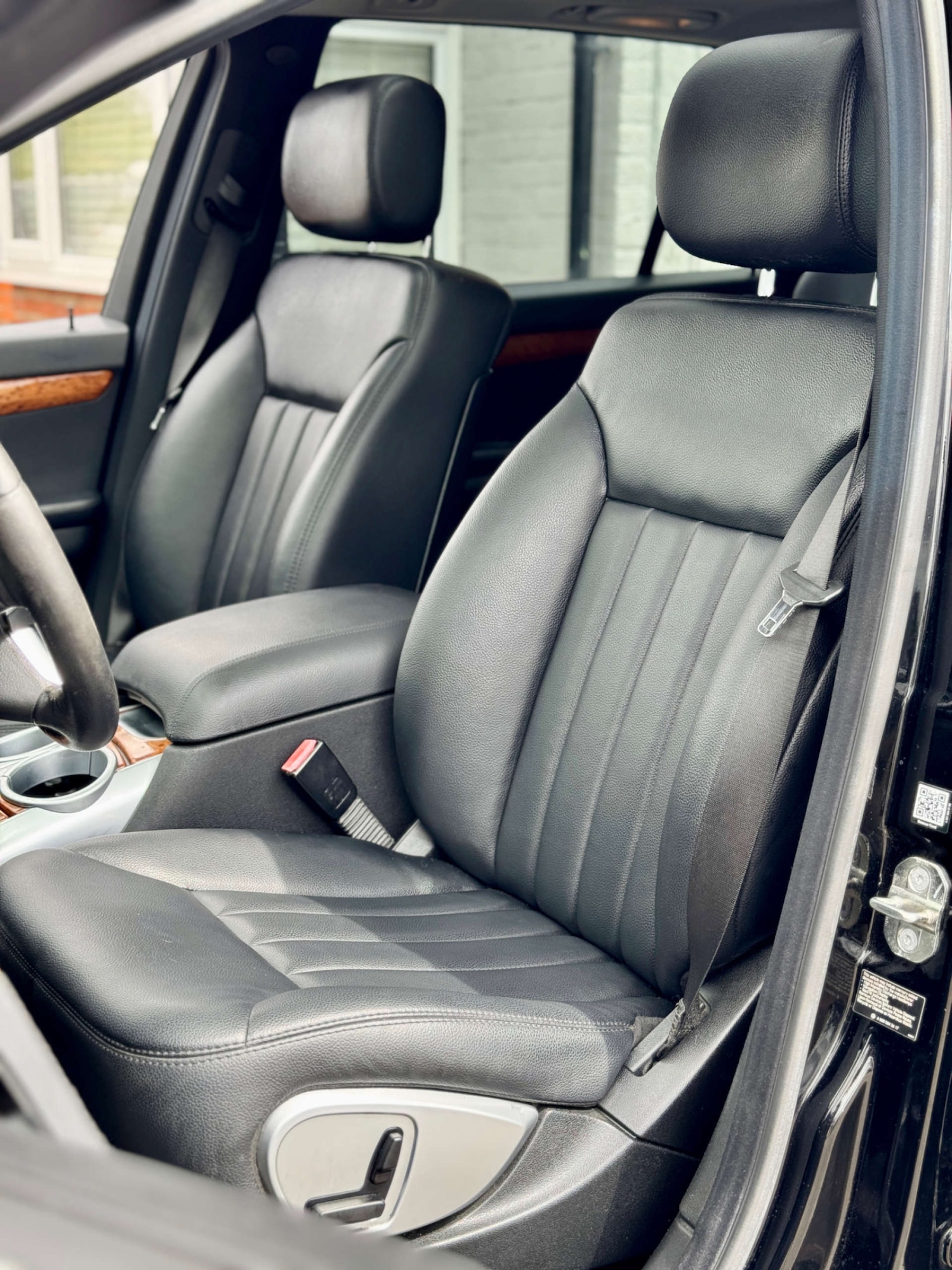 Used Mercedes-Benz R Class 2017 for sale - 76602180: Photo 4