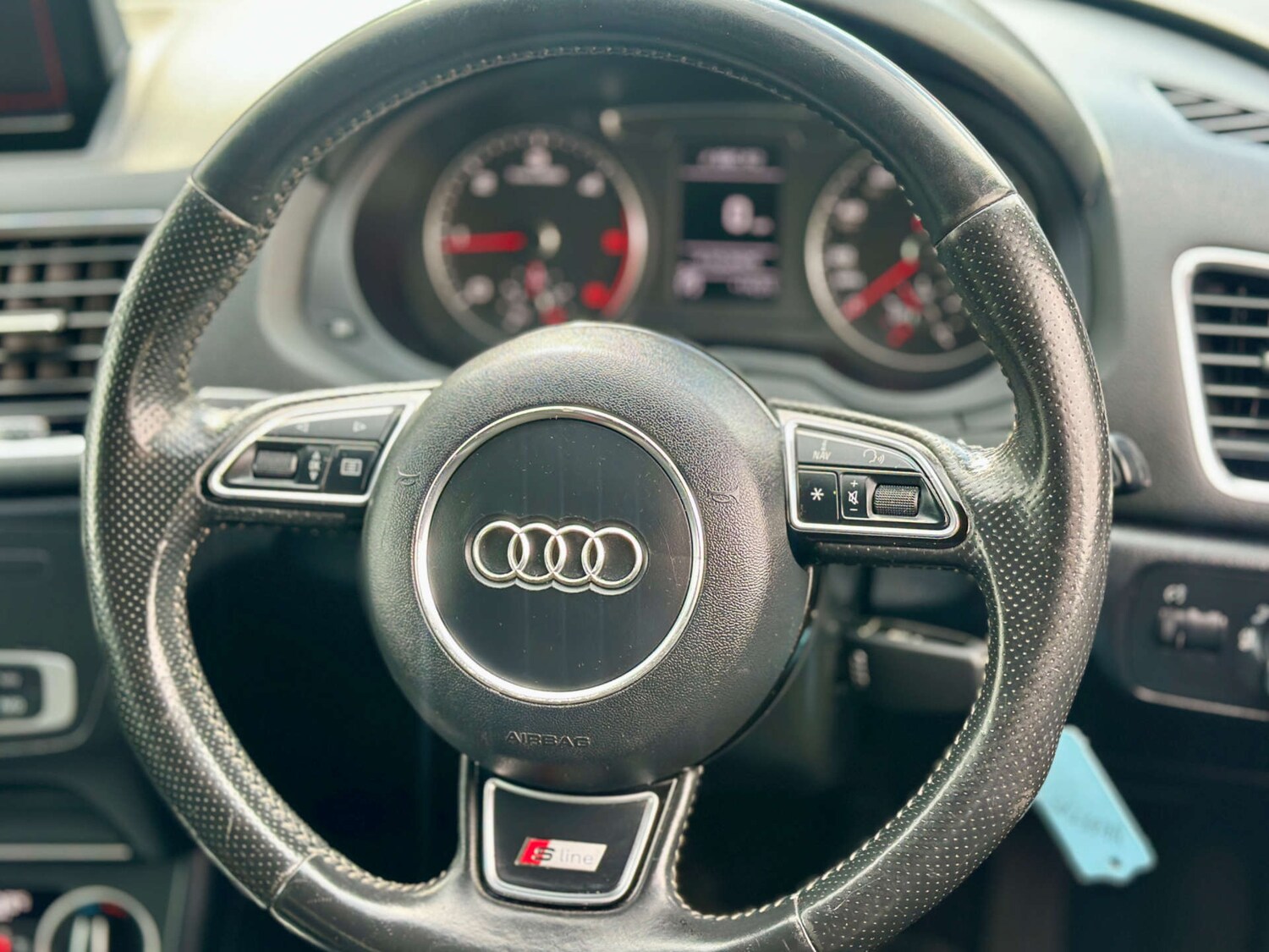 Used Audi Q3 2015 for sale - 77413350: Photo 12