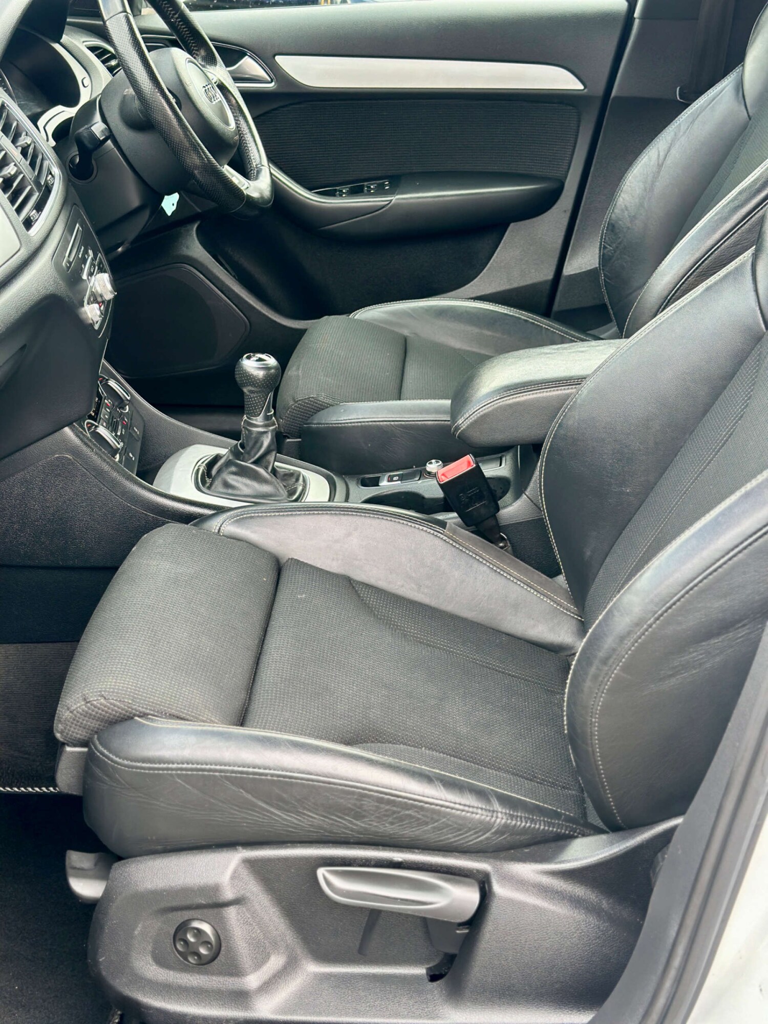 Used Audi Q3 2015 for sale - 77413350: Photo 9