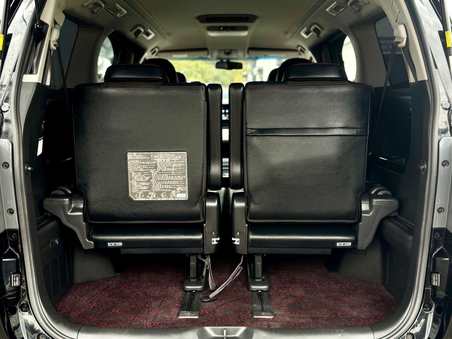 Used Toyota Vellfire 2025 for sale - 77003465: Photo 24