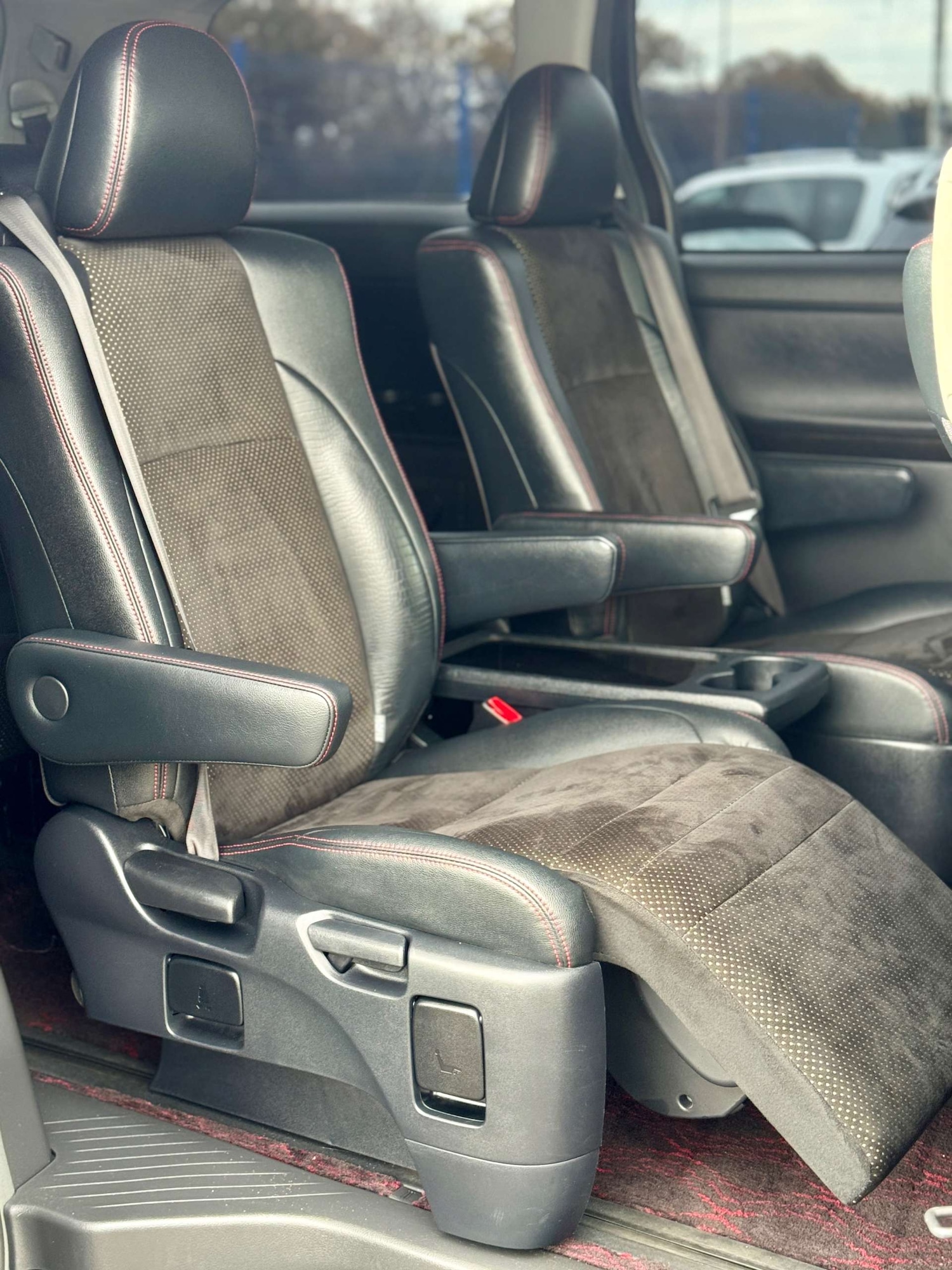 Used Toyota Vellfire 2025 for sale - 77003465: Photo 72