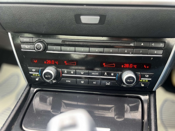 Used BMW 5 Series 2015 for sale - 76261034: Photo 42