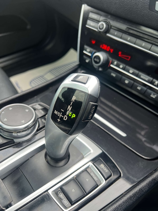 Used BMW 5 Series 2015 for sale - 76261034: Photo 50