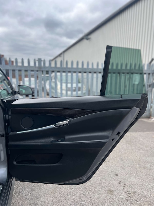 Used BMW 5 Series 2015 for sale - 76261034: Photo 57