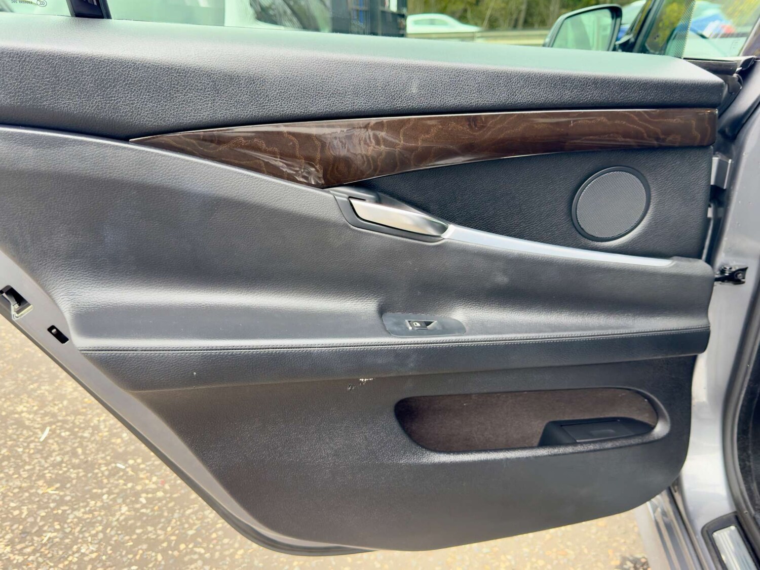 Used BMW 5 Series 2015 for sale - 76261034: Photo 76